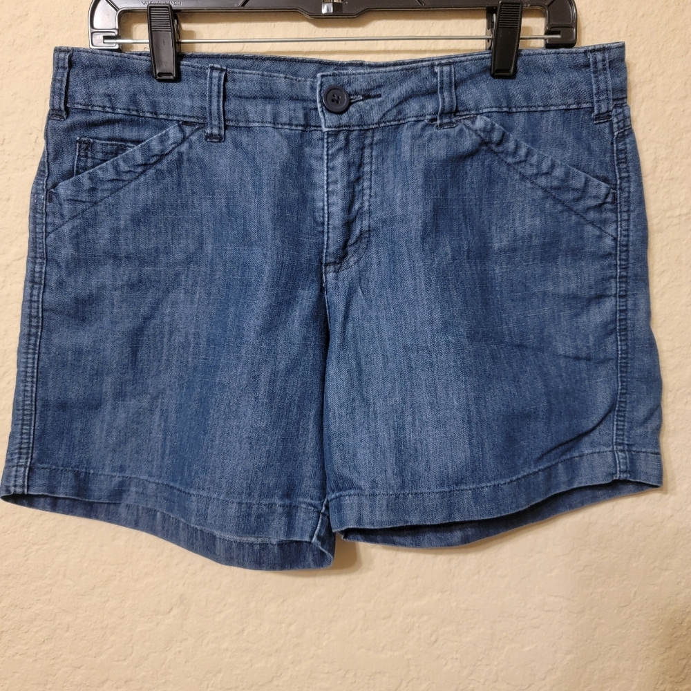Lee Natural Fit Women's Lightweight Denim Shorts Sz 8